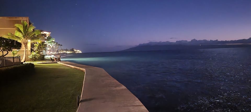 Kahana Reef grounds at night.