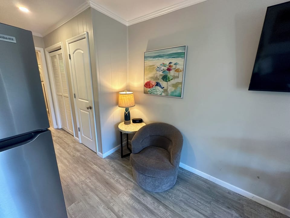 Living room - Swivel chair