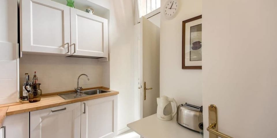 Apartment, 2 Bedrooms | Private kitchenette | Fridge, microwave, stovetop, dishwasher