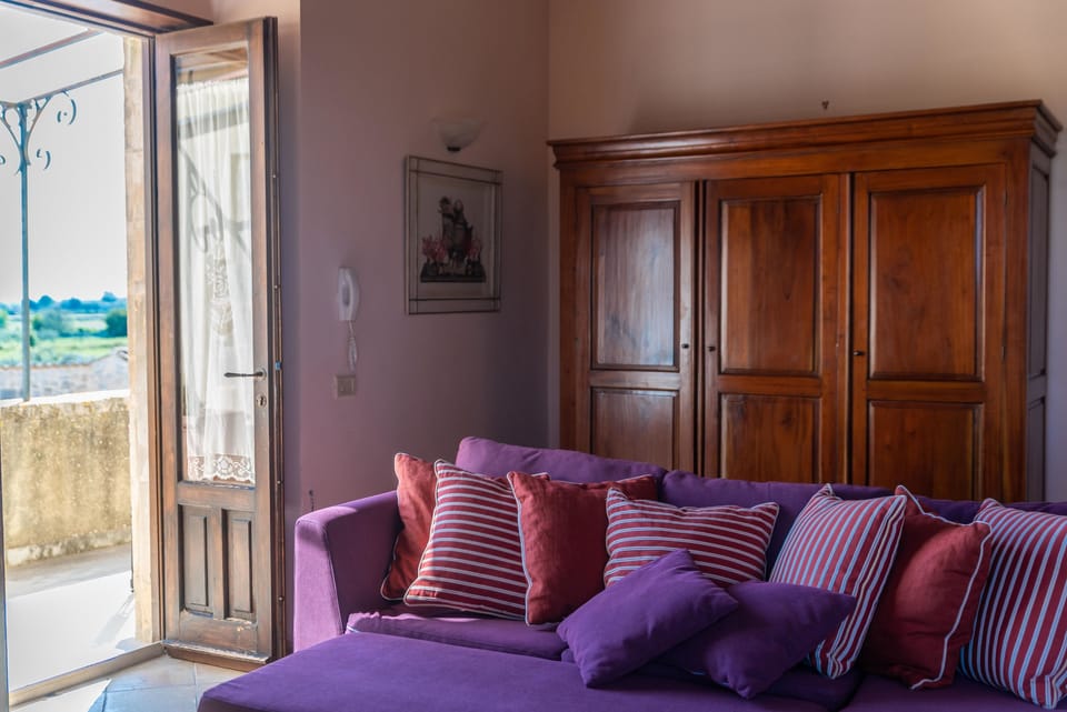 Suite | Living room | LCD TV