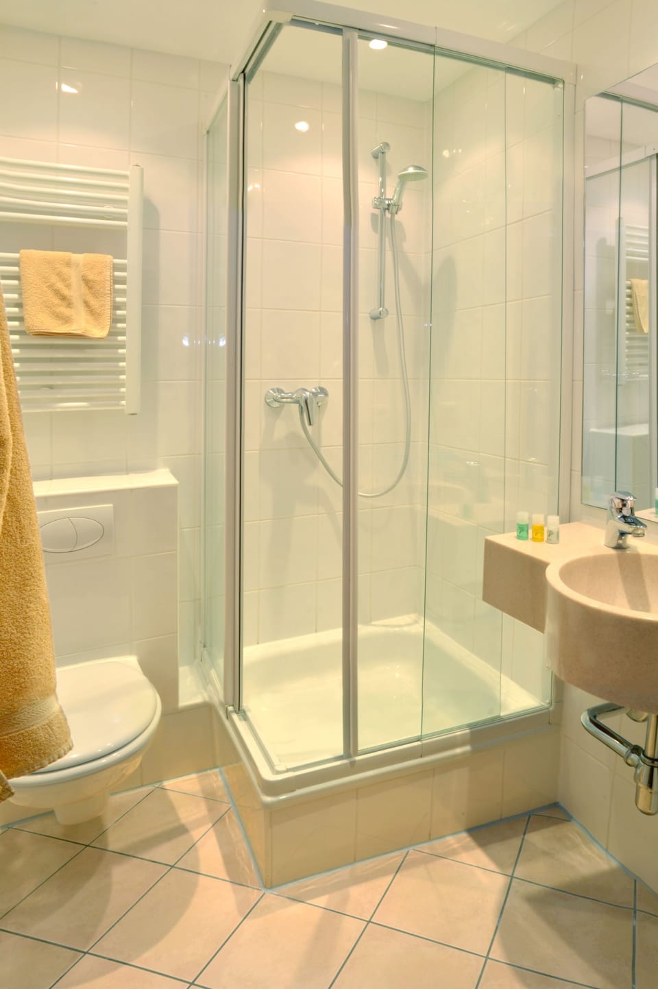Double Room, Annex Building | Bathroom | Hair dryer, towels