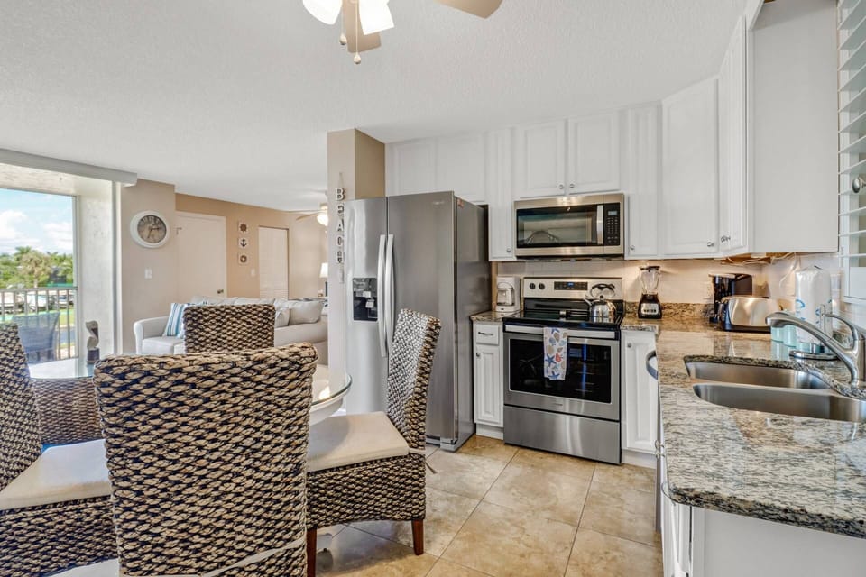 The entire studio has been designed and decorated with new furnishings and finishes to create the perfect space for your getaway.