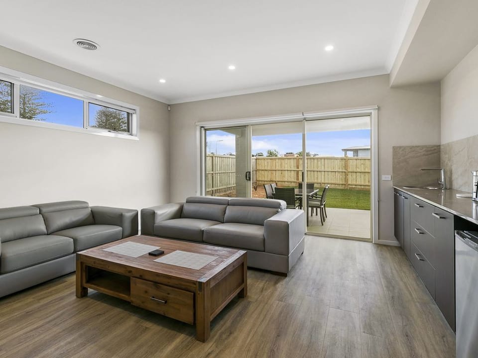Second Living Area with Kitchenette 