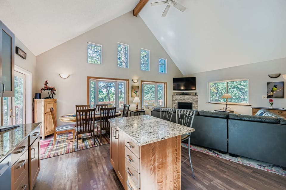 Kitchen island with breakfast seating