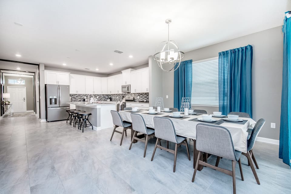 Spacious Open Kitchen
