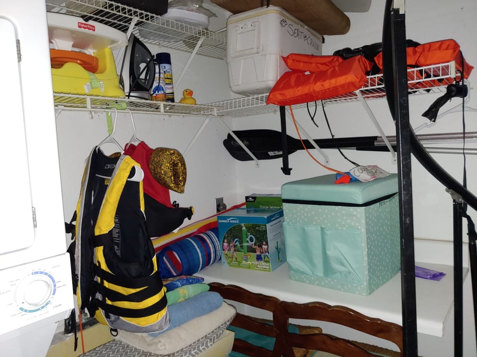 Beach mats, life vests, oars for canoe & kayak
