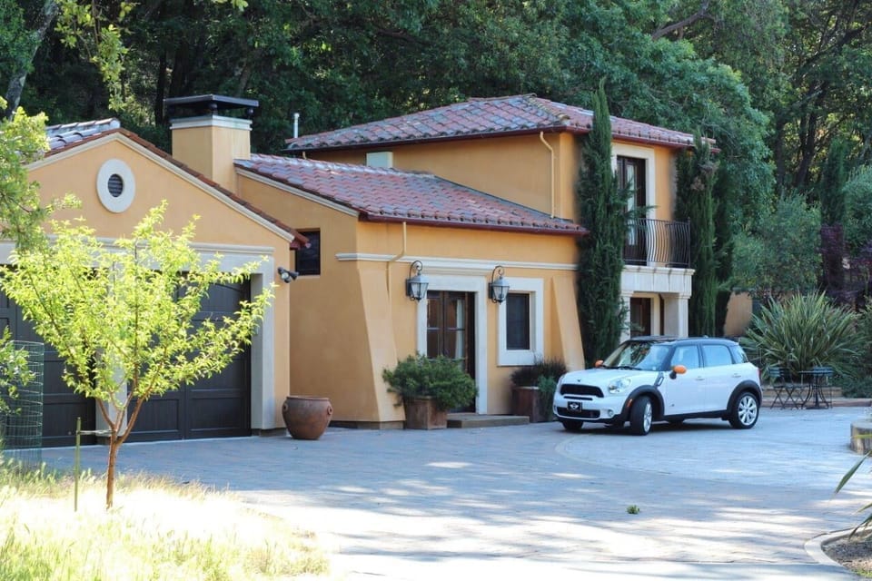 Guest cottage
