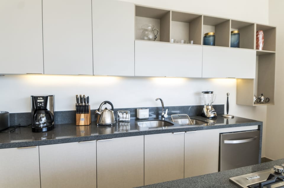 Pavilion 709, Kitchen. (MyPvRentals)