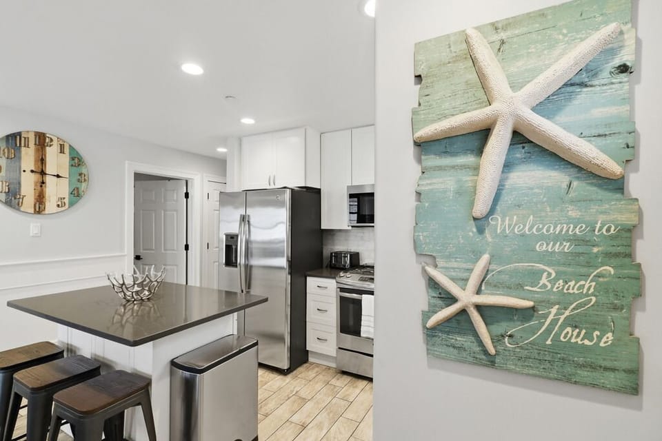 Beautiful beach themed decor
