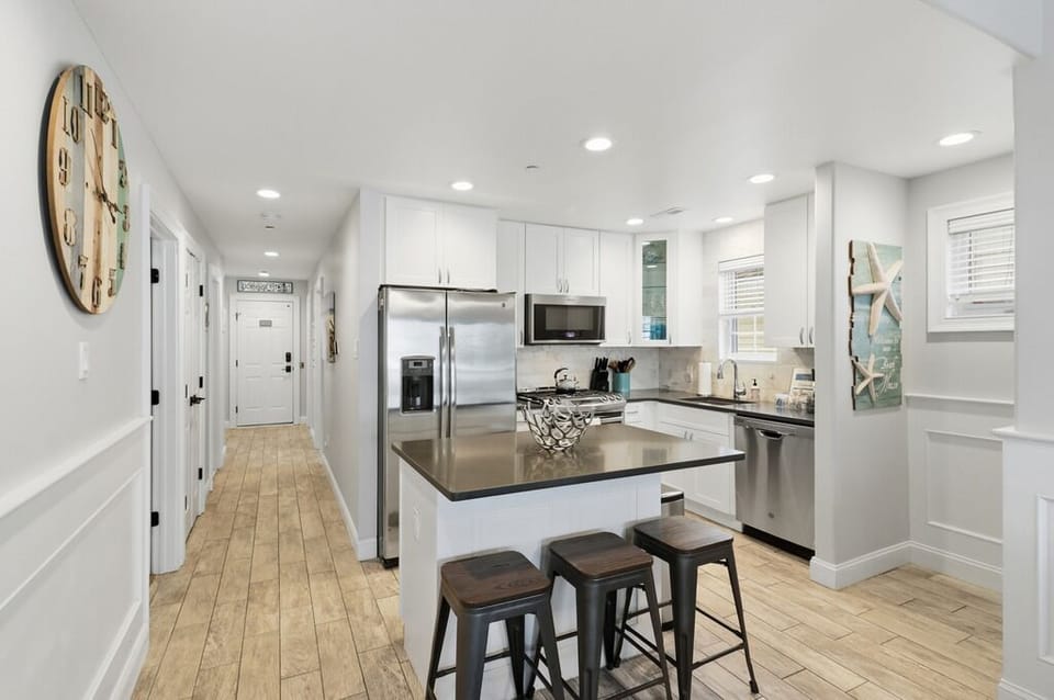 Kitchen area
