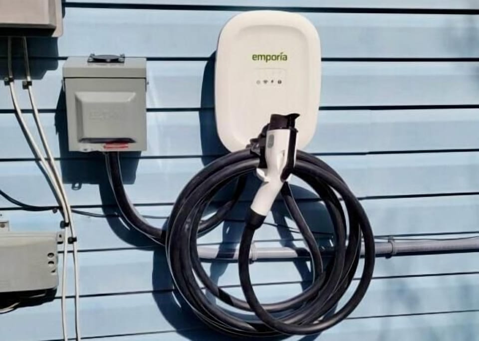 EV Charger Level 2 (Tesla Owners - bring your adapter), 50amp RV Hookup