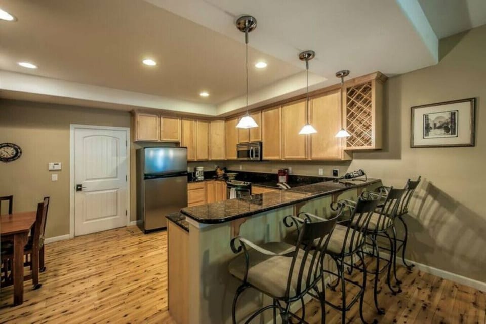 Main floor kitchen