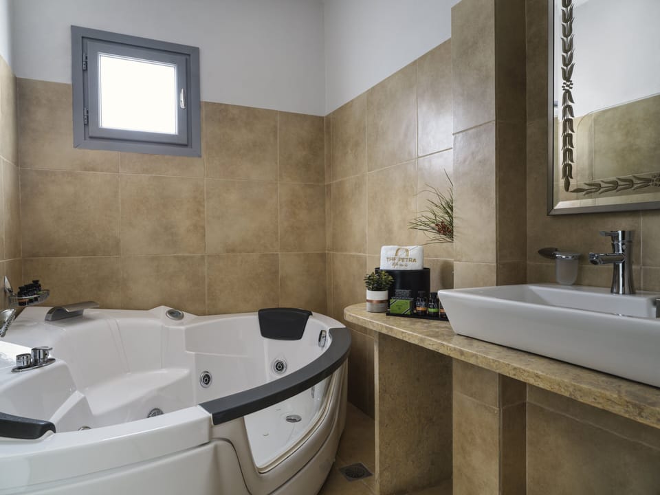 Petra Suite with Panoramic Sea View & Private Terrace | Minibar, in-room safe, individually decorated, free WiFi