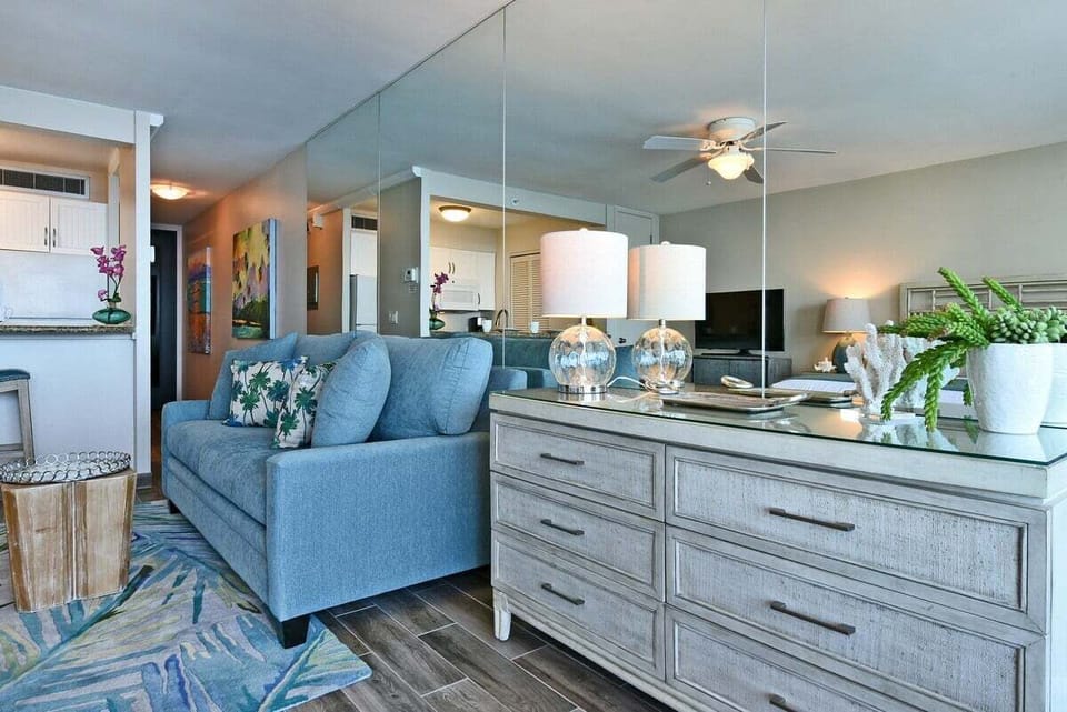 Mahana 1113 living area 2
