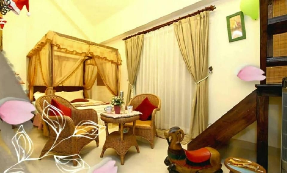 Signature Loft, 2 Bedrooms, Non Smoking, Patio | Down comforters, blackout drapes, soundproofing, iron/ironing board