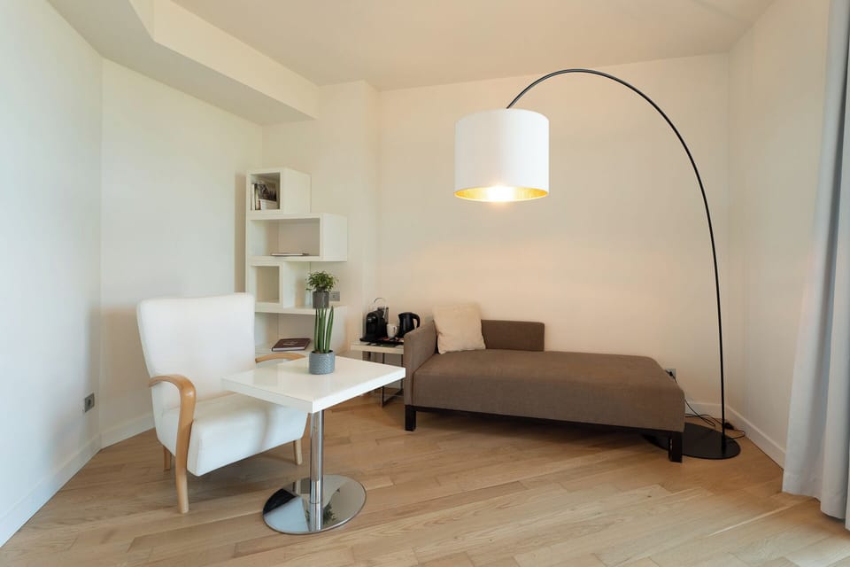 Junior Suite | Minibar, in-room safe, soundproofing, WiFi (free)