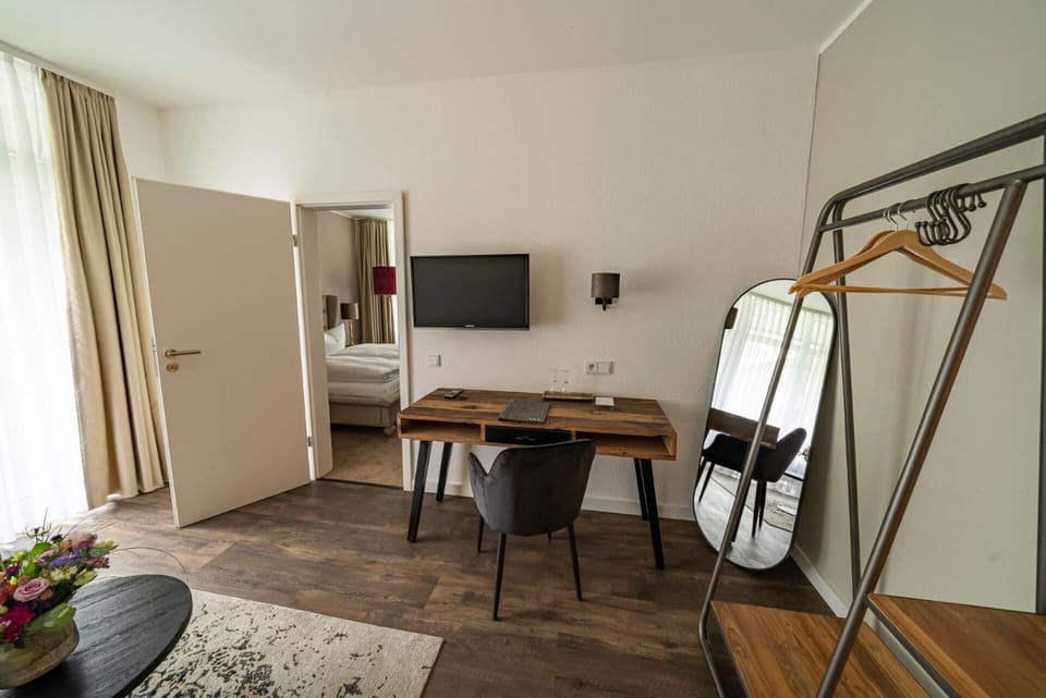 Desk, blackout drapes, free WiFi, bed sheets