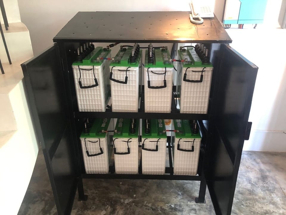 Back power battery system. 