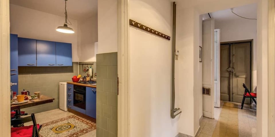 Apartment, 3 Bedrooms, Non Smoking | 3 bedrooms, individually decorated, individually furnished, desk