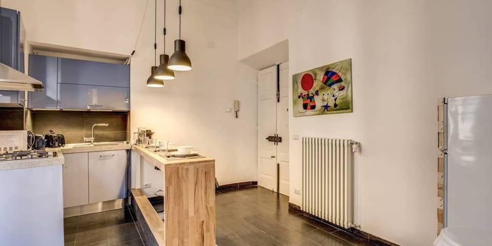 Apartment, 1 Bedroom | Private kitchenette | Fridge, microwave, stovetop, cookware/dishes/utensils