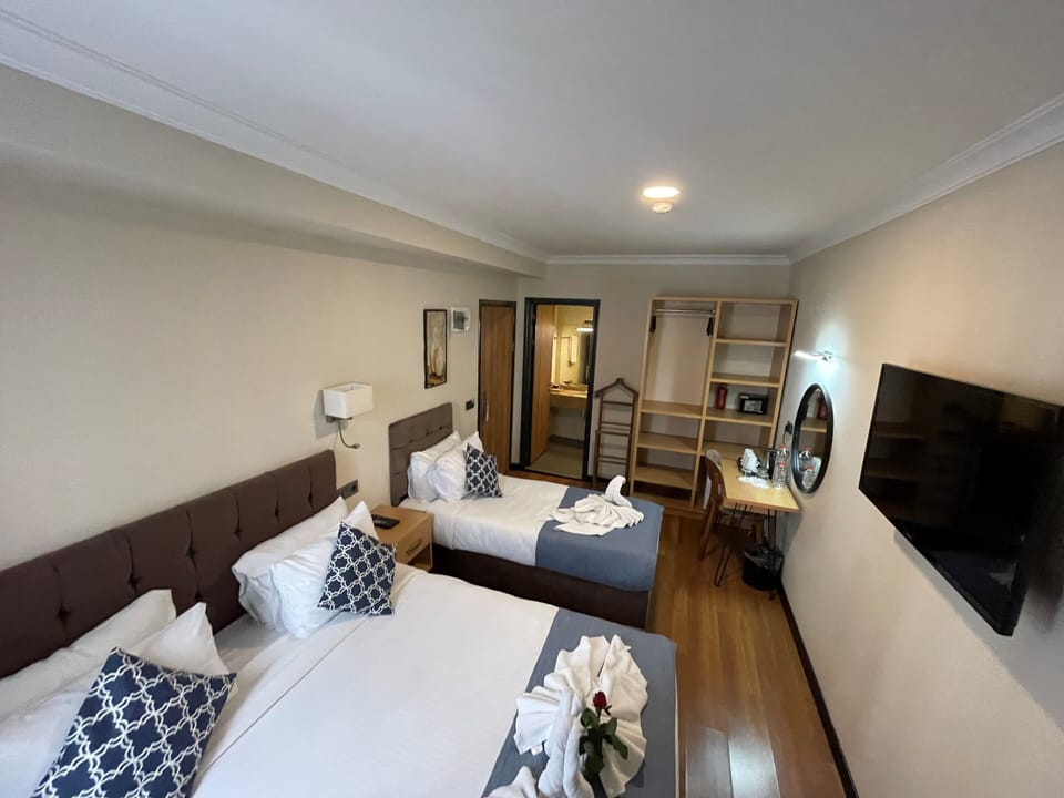 Comfort Triple Room | 3 bedrooms, premium bedding, pillowtop beds, minibar