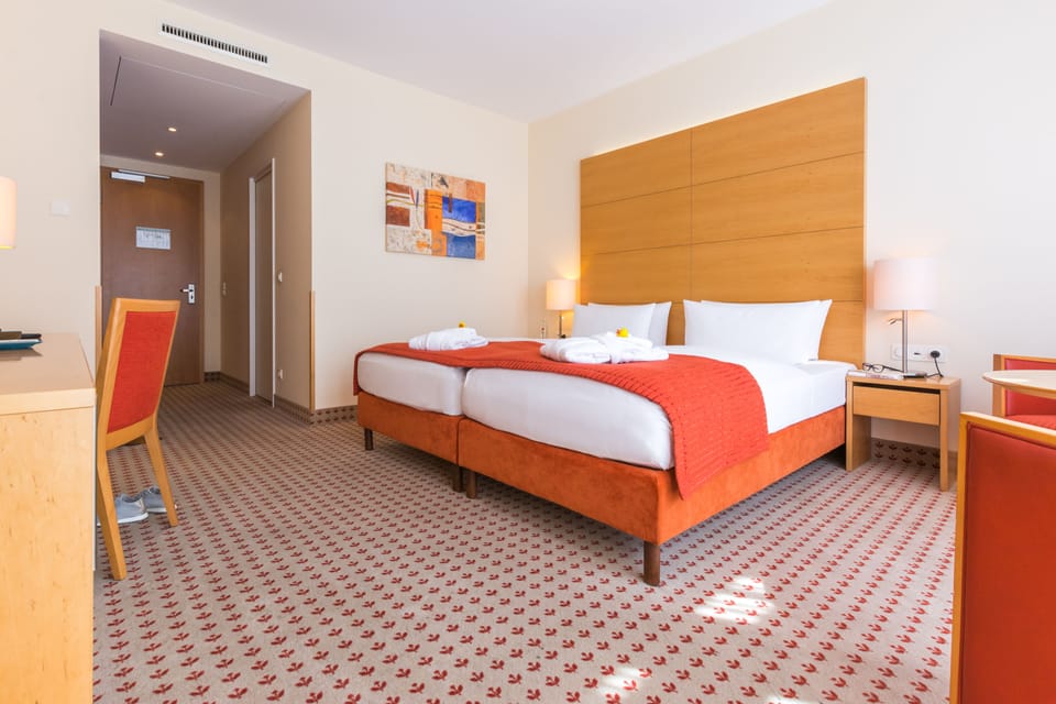 Comfort Double Room | Minibar, in-room safe, desk, free WiFi