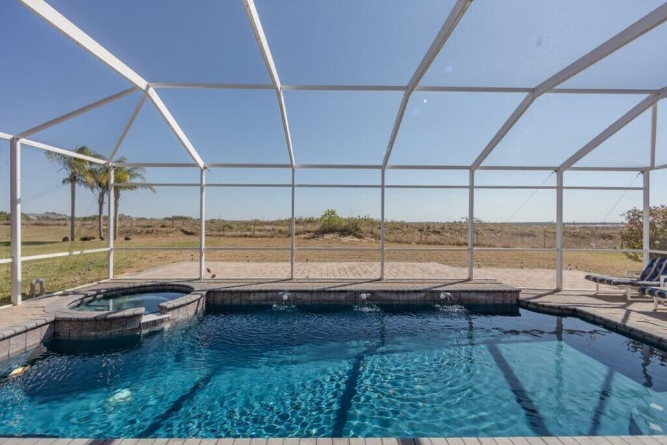 Large heated Pool and Spa