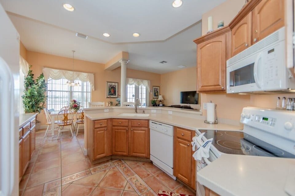 Kitchen 1