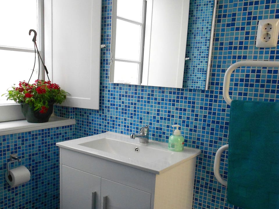 Bathroom
- Electric Towel Rack
