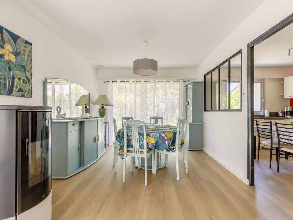 Furniture, Building, Picture Frame, Azure, Chair, Interior Design, Table, Wood, Flooring, Floor