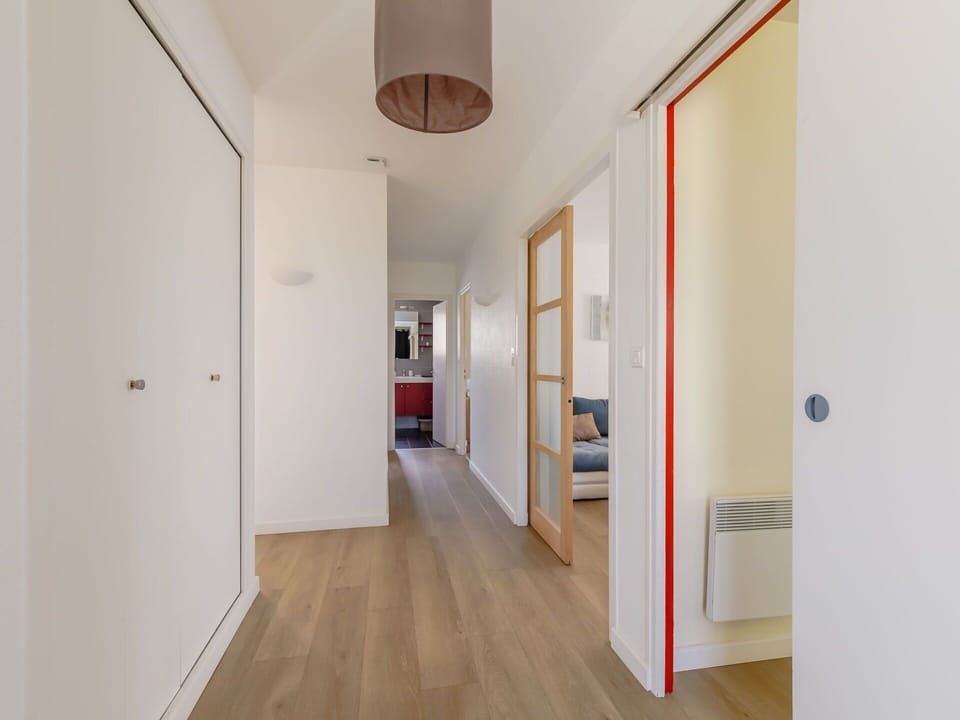 Hall, Wood, Interior Design, Flooring, Floor, Building, Ceiling, Hardwood, Door