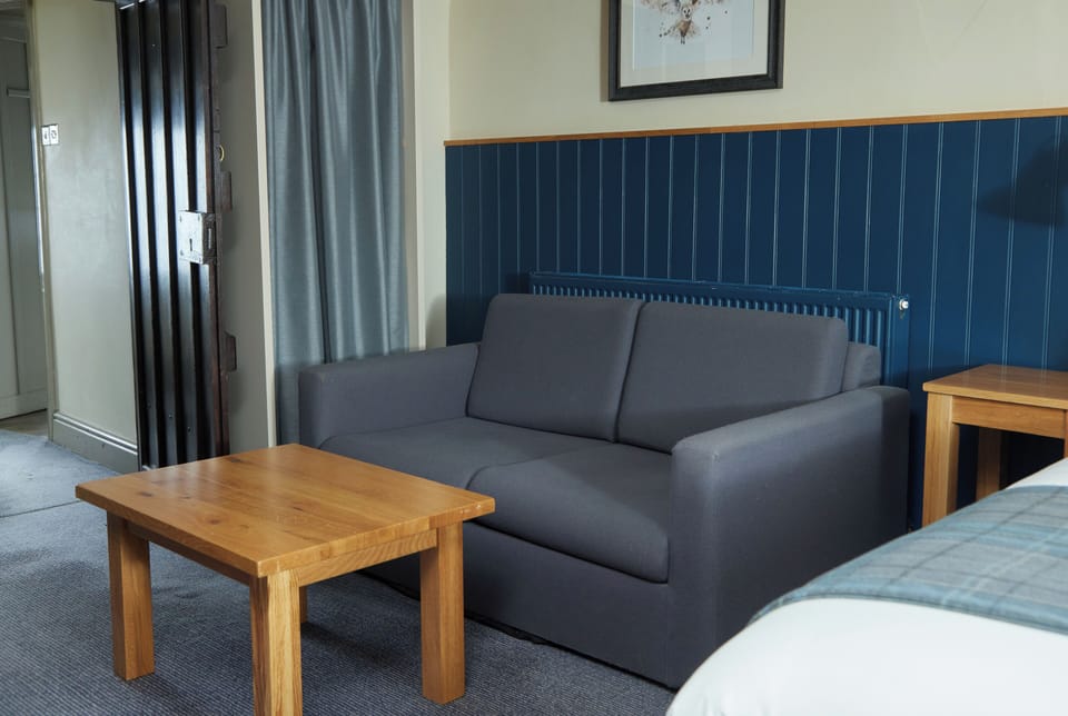 Family Room sleeps 4 | Iron/ironing board, free WiFi