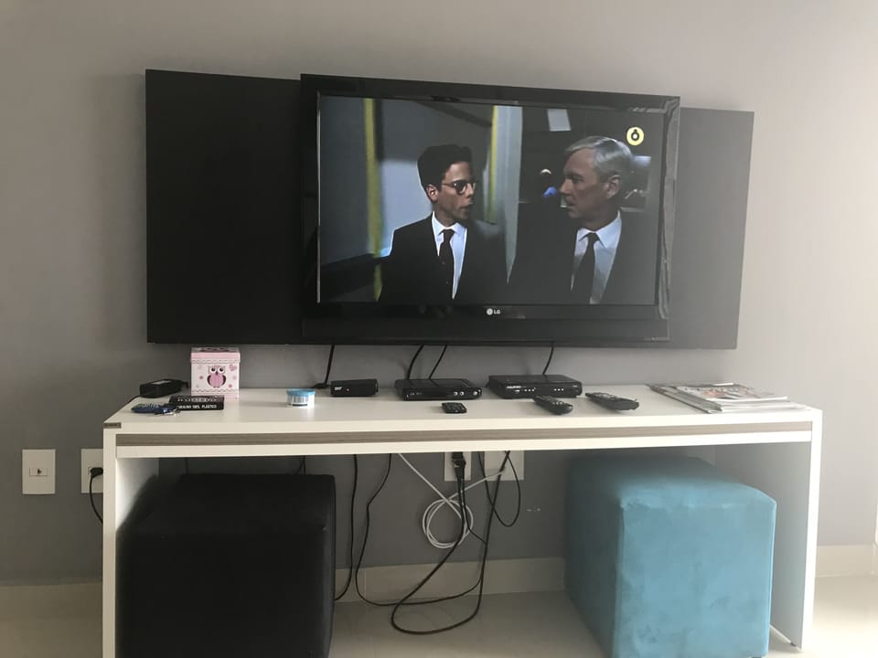 Signature TV Show