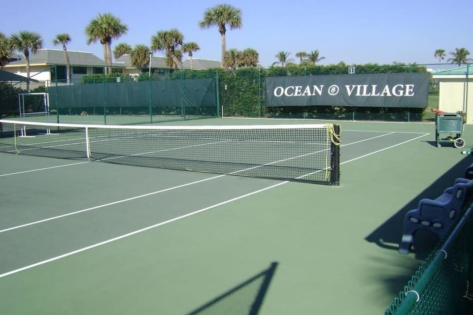 Numerous Tennis Courts