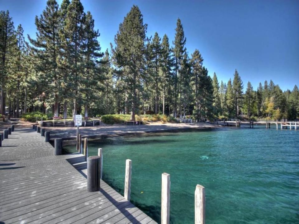 HOA Tahoe Park - Pier