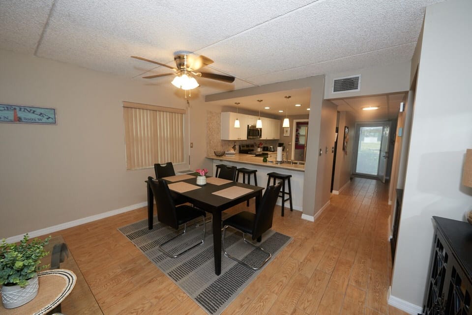 Kitchen and dining area