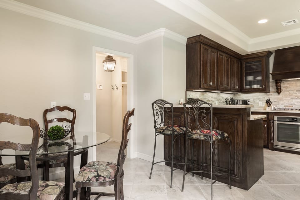 breakfast nook. 