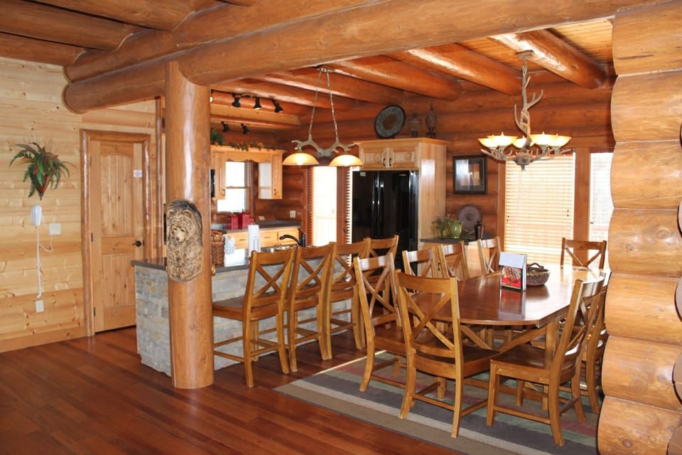Fully equipped kitchen with dining area large enough to fit all.