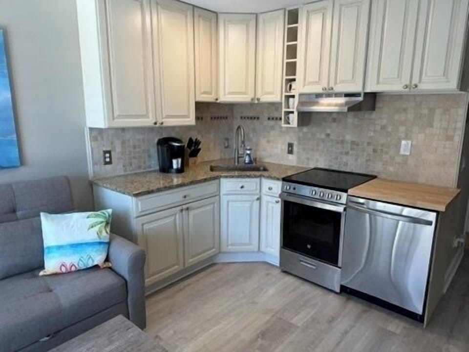 Kitchen - Fully equipped kitchen