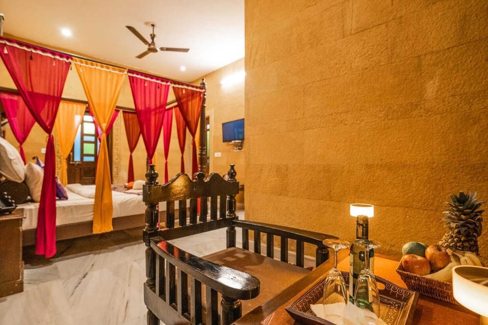 Deluxe Double Room | Premium bedding, desk, laptop workspace, blackout drapes