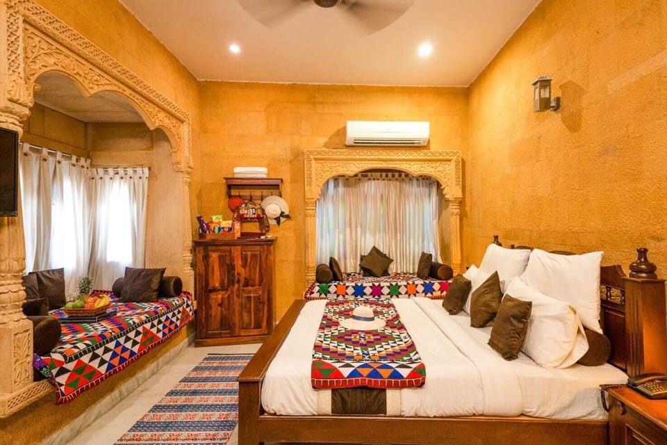 Superior Double Room, 1 King Bed | Premium bedding, desk, laptop workspace, blackout drapes