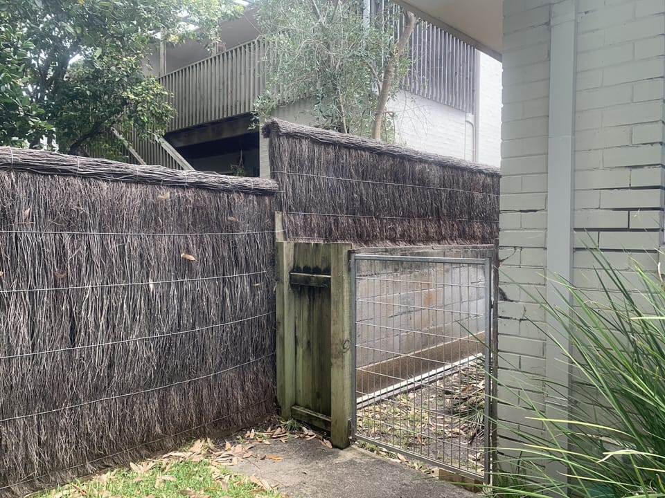Secure side gate/s