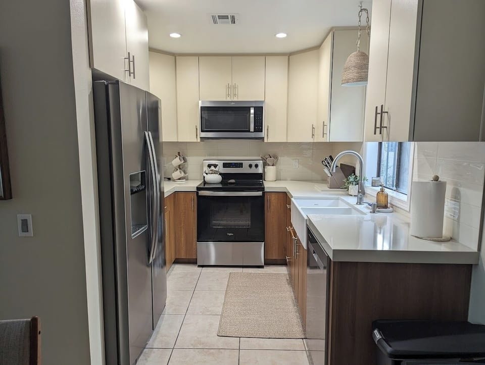 Brand new Kitchen completed July 2023