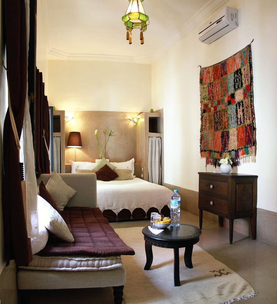 Suite (Bahia) | In-room safe, individually decorated, individually furnished