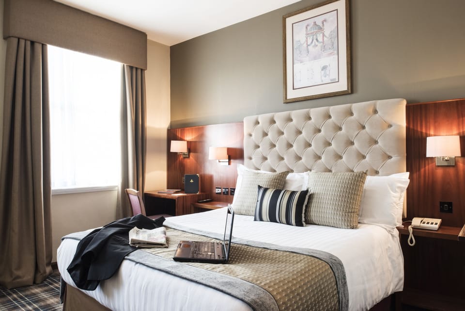 Hypo-allergenic bedding, minibar, in-room safe, desk