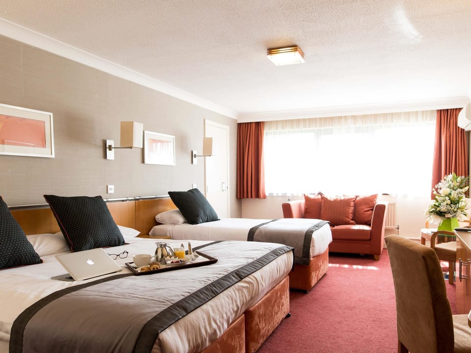 Standard Room | In-room safe, desk, soundproofing, iron/ironing board