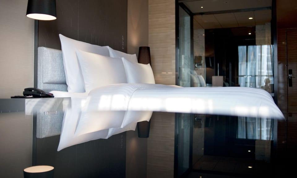 Down comforters, in-room safe, desk, blackout drapes