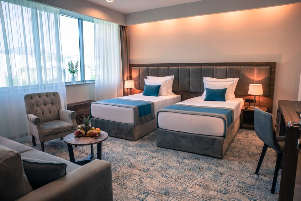 Deluxe Double or Twin Room, 1 Bedroom | Select Comfort beds, minibar, in-room safe, desk