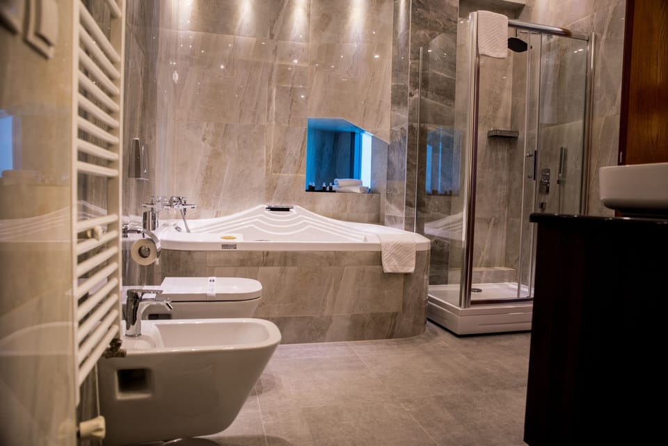 Presidential Apartment | Select Comfort beds, minibar, in-room safe, desk