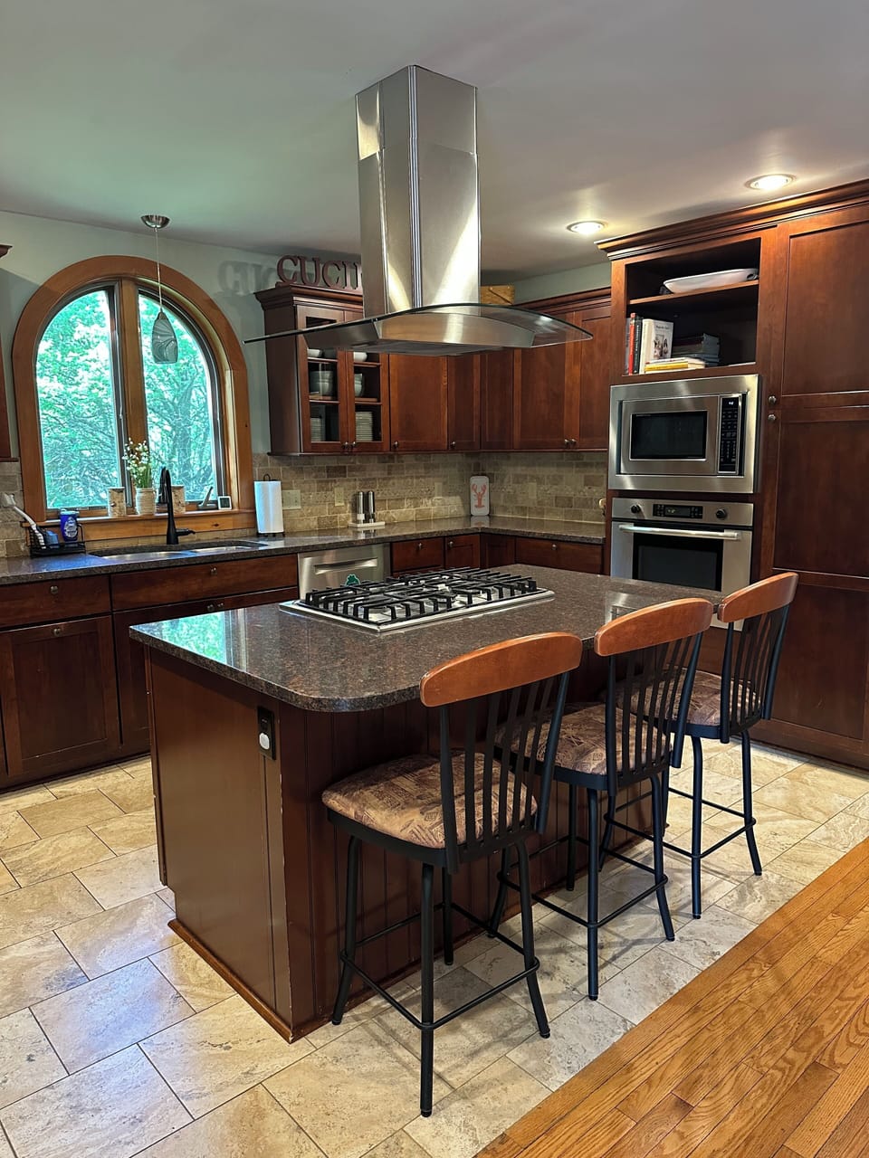 Fully stocked gourmet kitchen